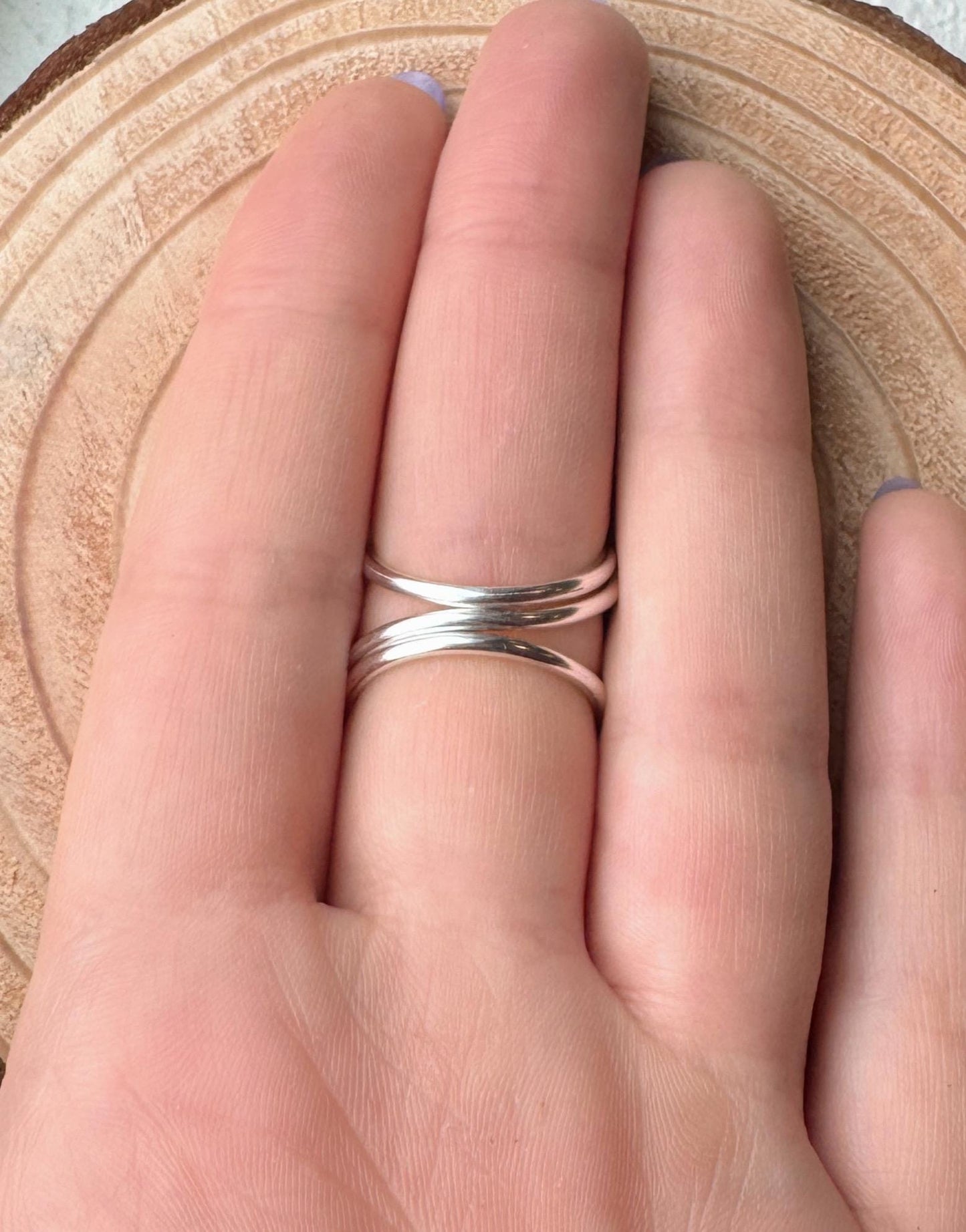 The Tulip swan neck ring splint, handmade by Evergreen Ring Splints