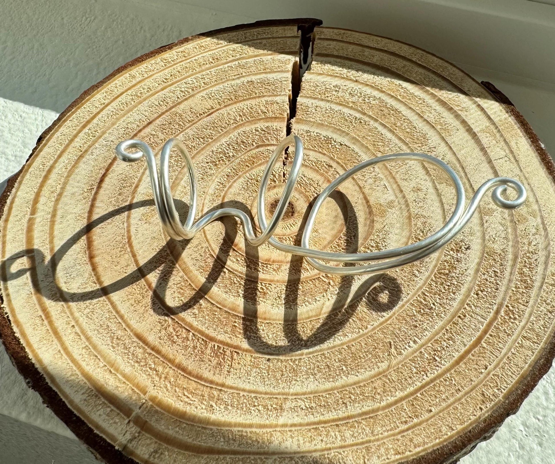 The Lily MCP thumb ring splint, handmade by Evergreen Ring Splints