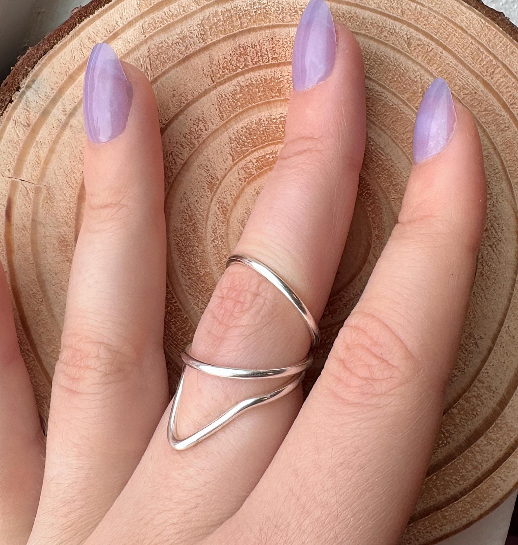 The Cedar geometric swan neck ring splint, handmade by Evergreen Ring Splints