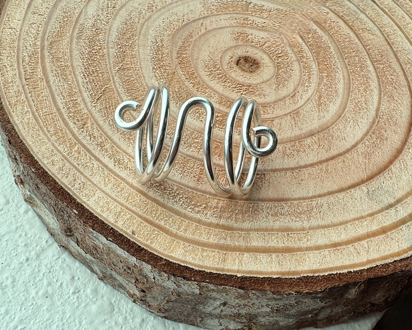 The Dahlia extra support mallet ring splint, handmade by Evergreen Ring Splints