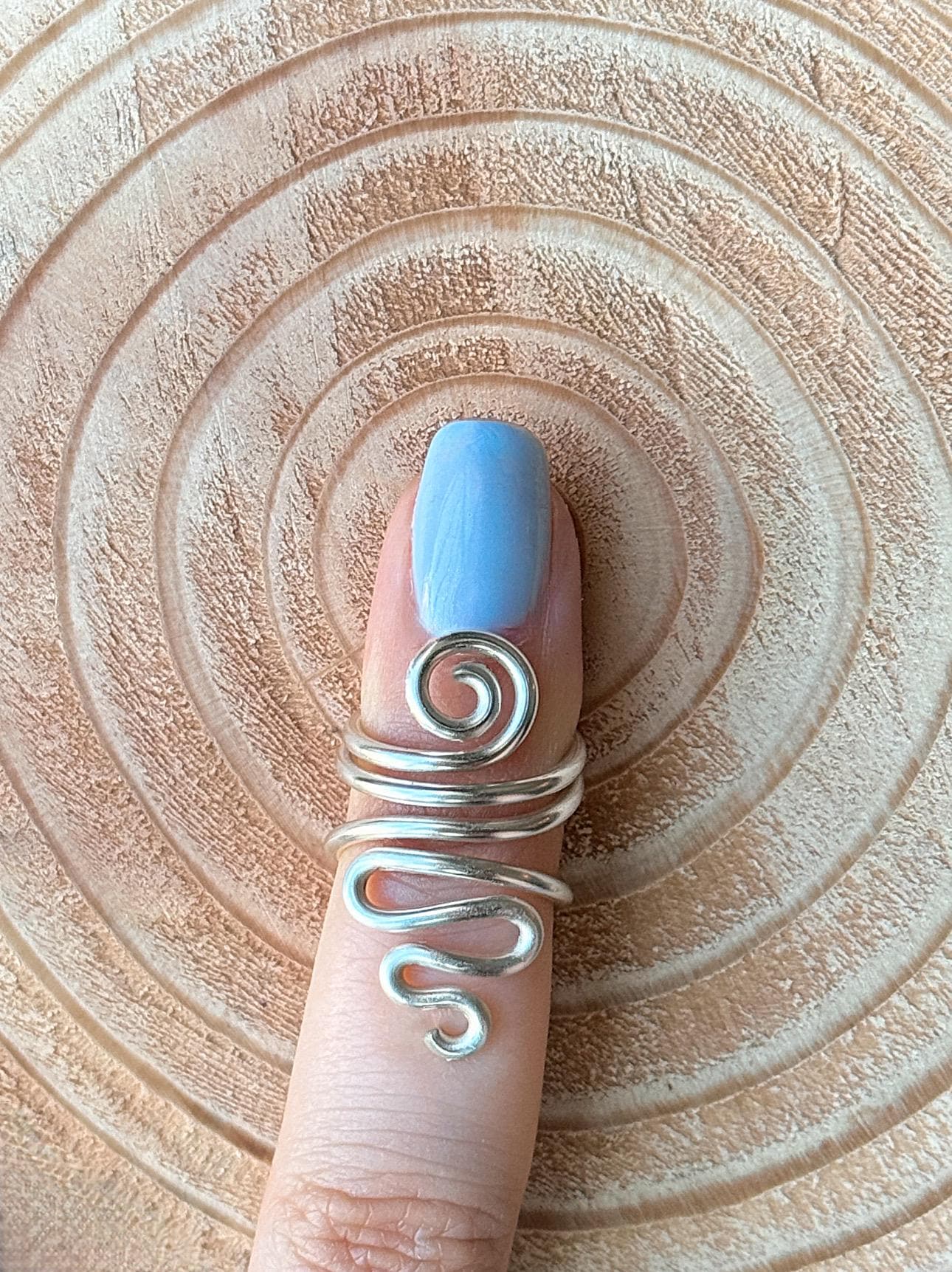 The Wisteria mallet ring splint, handmade by Evergreen Ring Splints