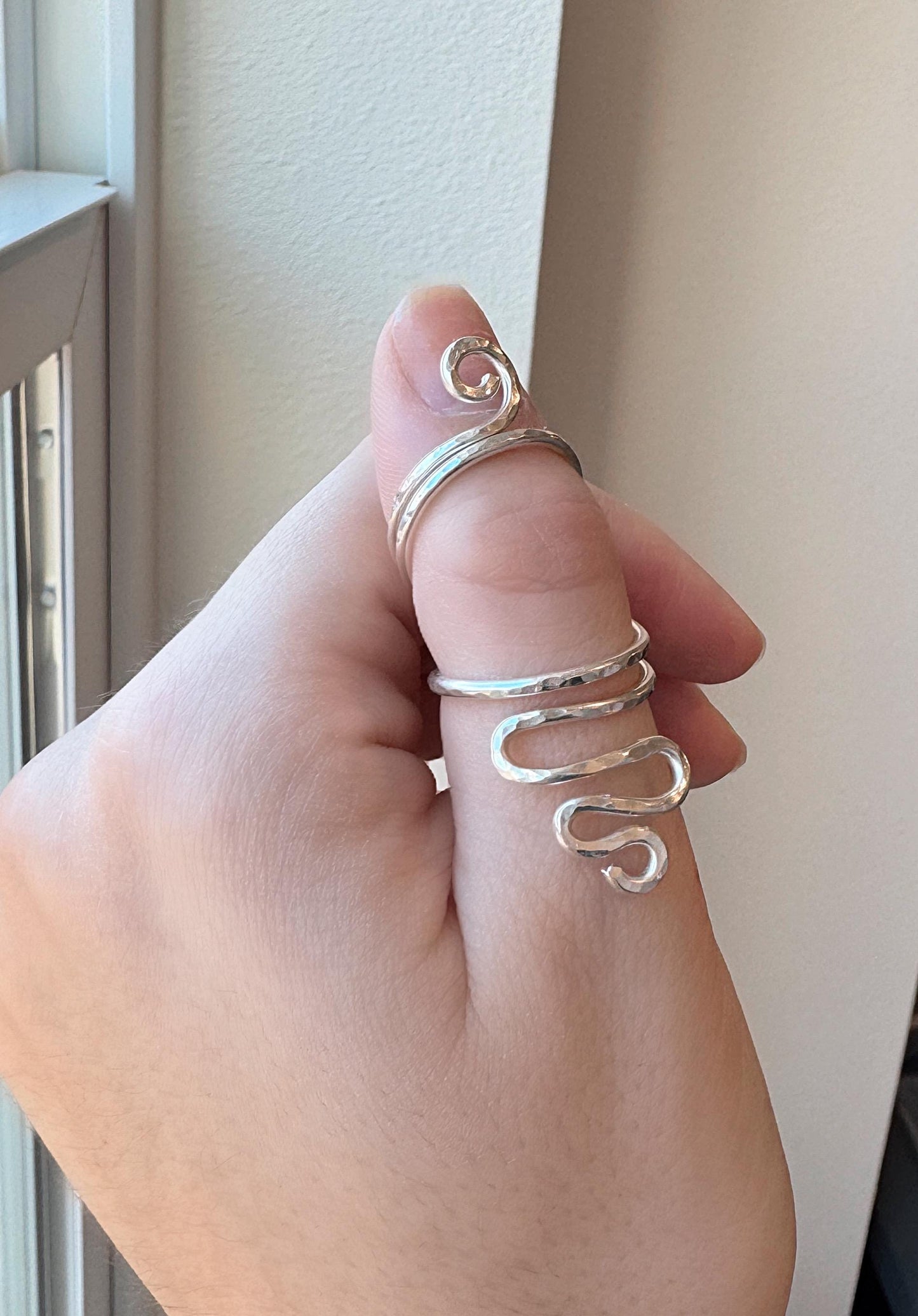 The Fuchsia swan neck ring splint, handmade by Evergreen Ring Splints