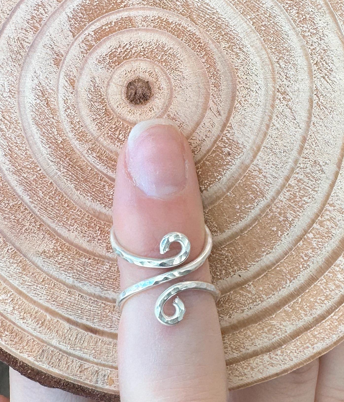The Juniper mallet ring splint, handmade by Evergreen Ring Splints