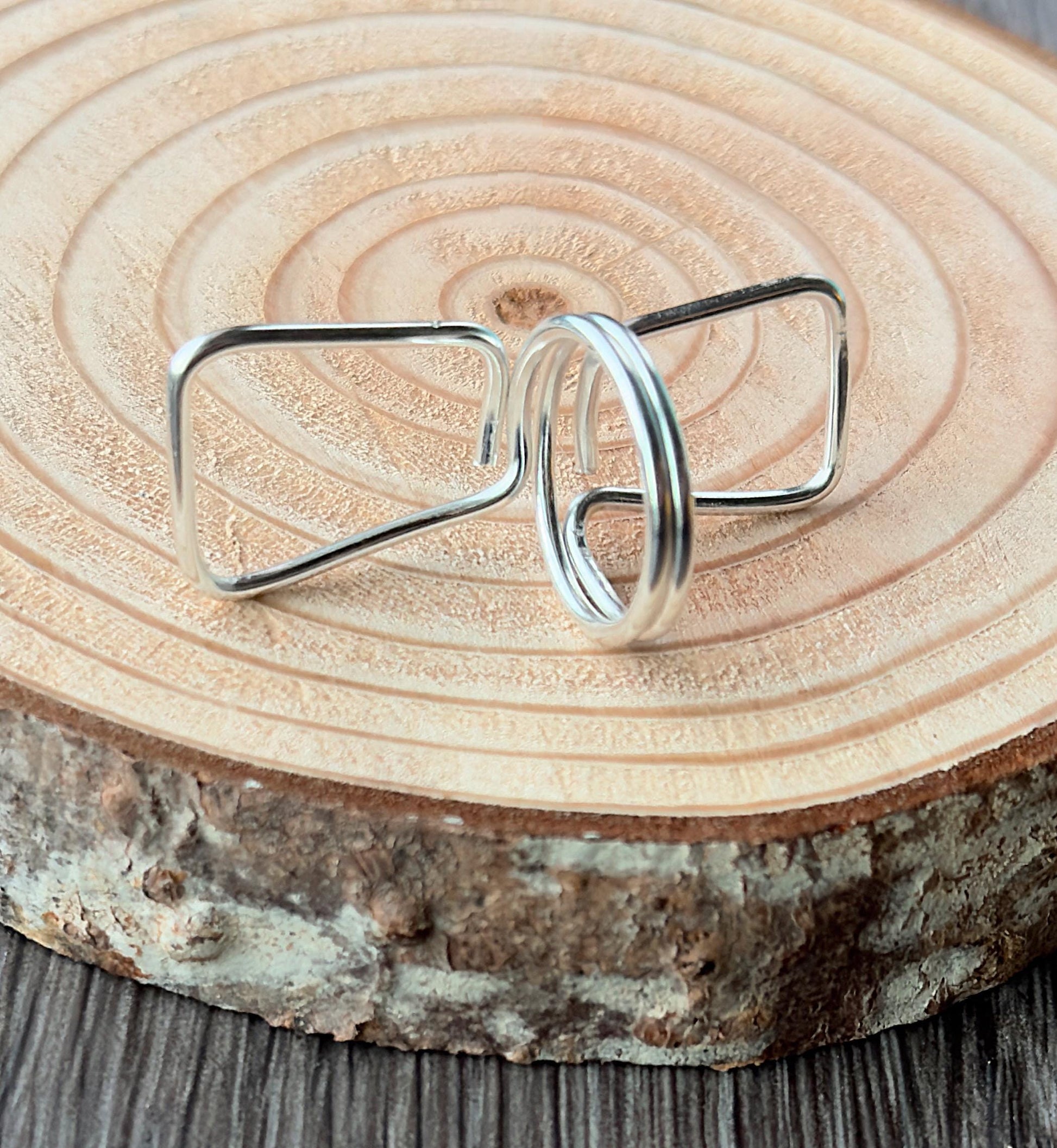 The Palm MCP palm ring splint, handmade by Evergreen Ring Splints
