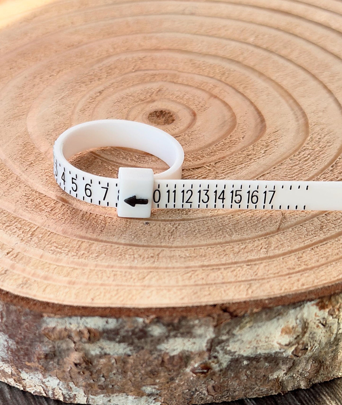 Reusable ring sizer measuring tool from Evergreen Ring Splints