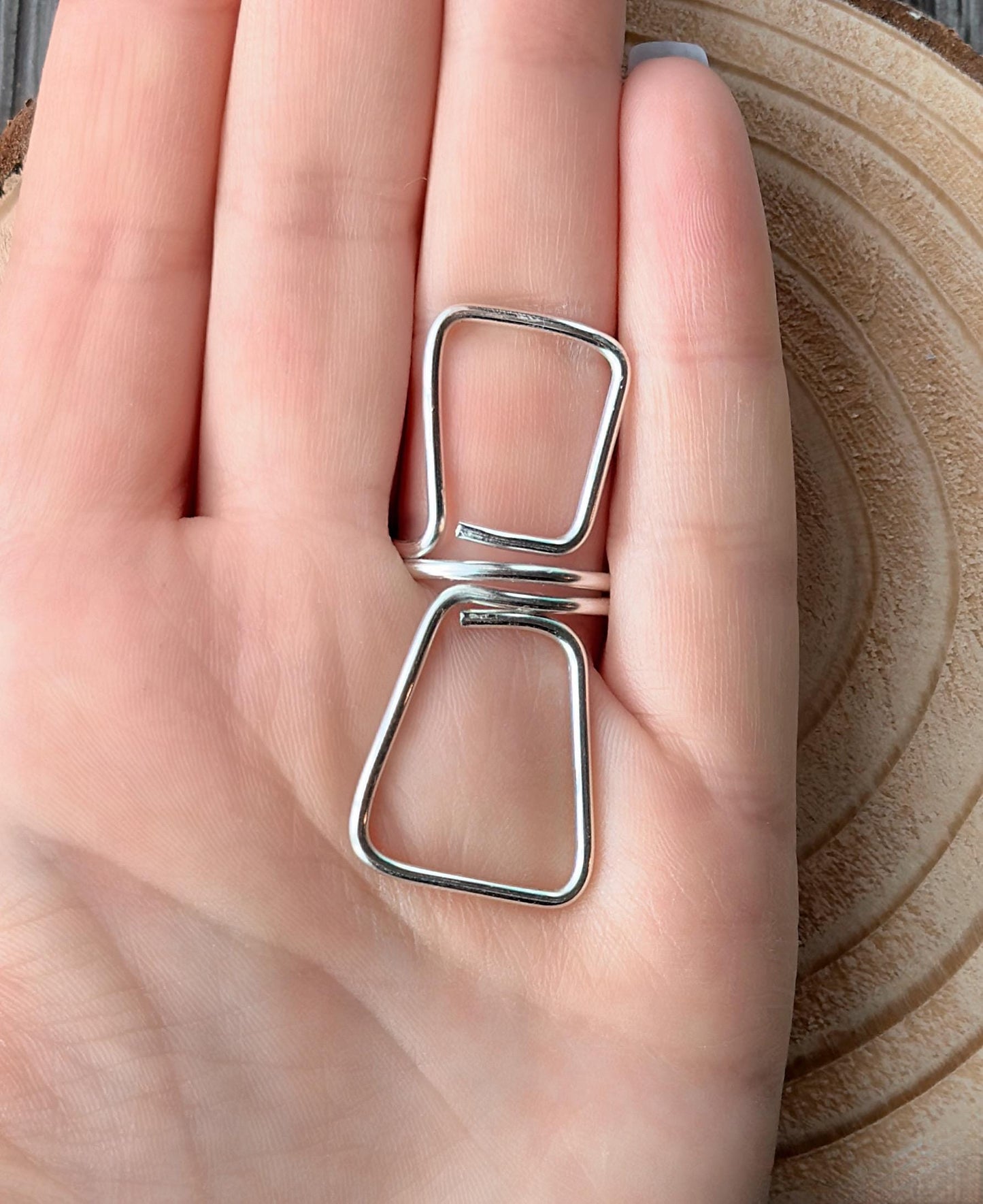 The Palm MCP palm ring splint, handmade by Evergreen Ring Splints