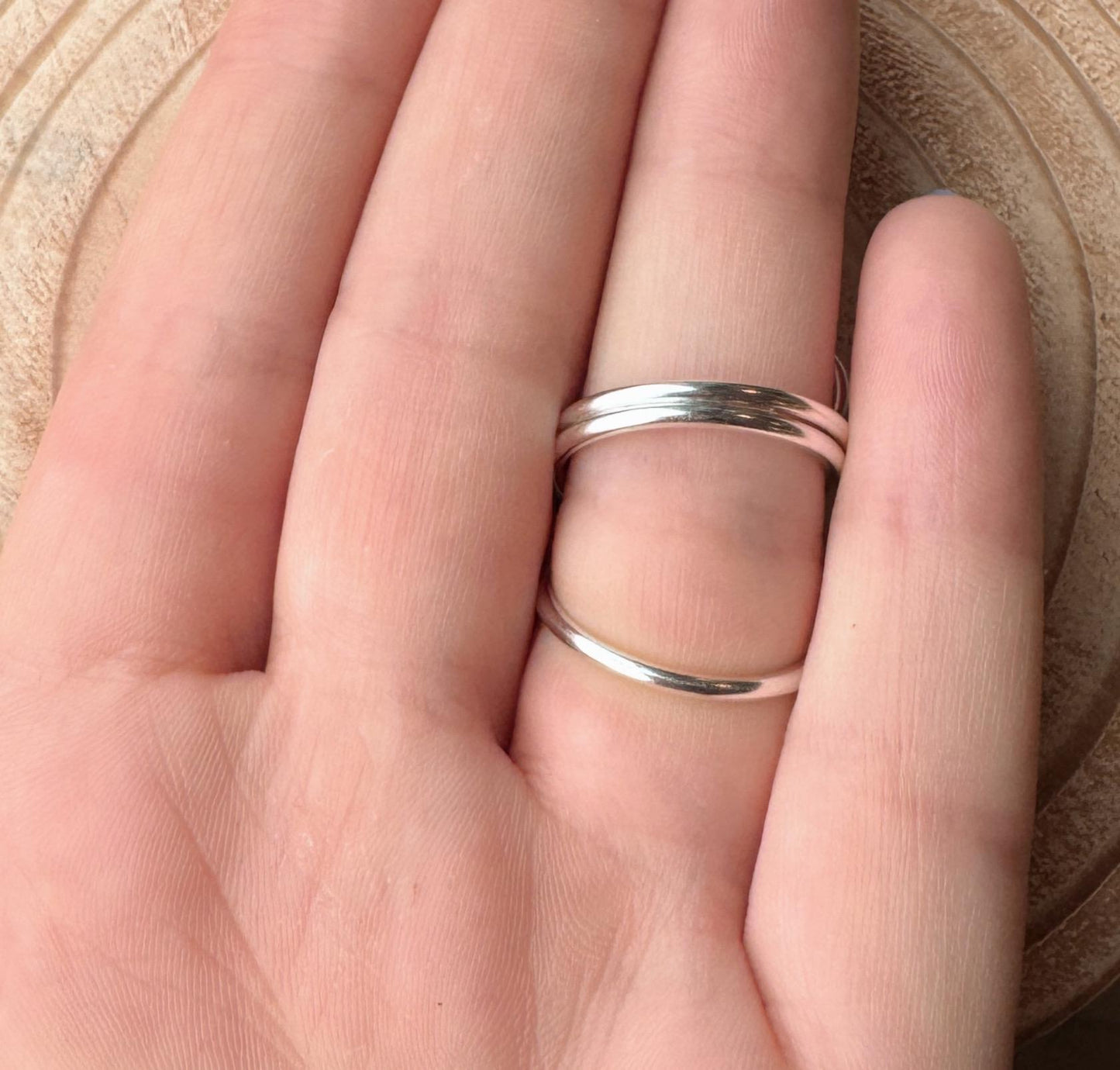 The Willow decorative mallet ring splint, handmade by Evergreen Ring Splints